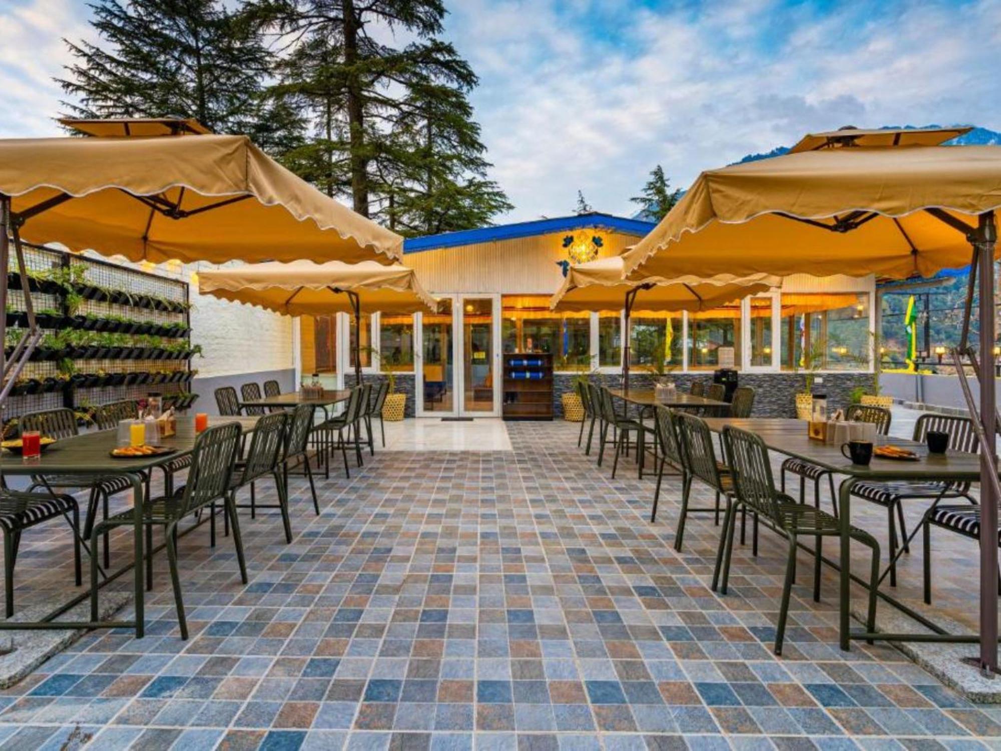 The Hosteller Mcleodganj, Mall Road ماكليود غانج المظهر الخارجي الصورة